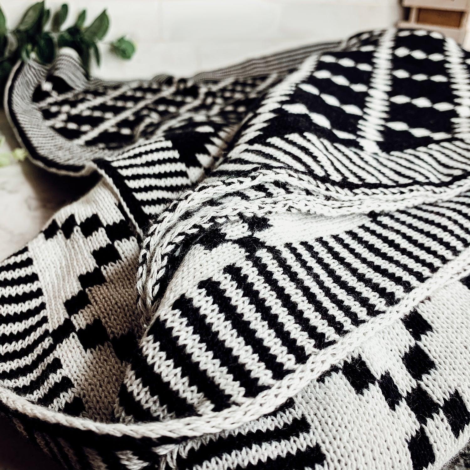 Geo Cotton Throw