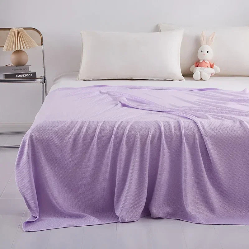 DecorBites™ Bamboo Fiber Cooling Summer Blanket: Lightweight Diamond Quilt Duvet