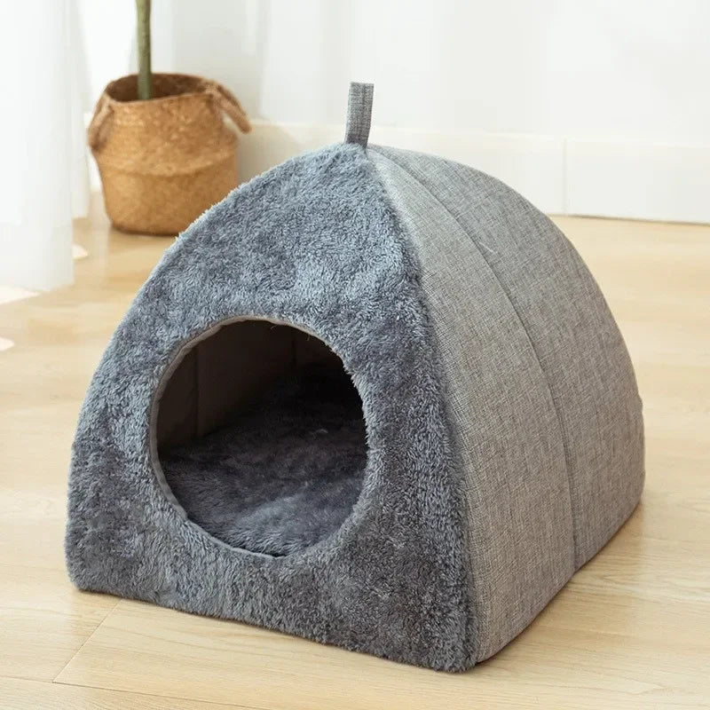 Heated Cat Bed – Self Warming Triangle Cat Cave for Indoor Pets